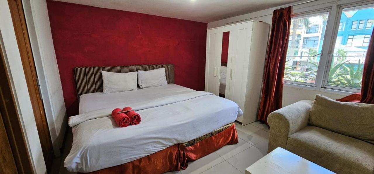 Mega Stay Near Mall Kelapa Gading Jakarta Exterior photo